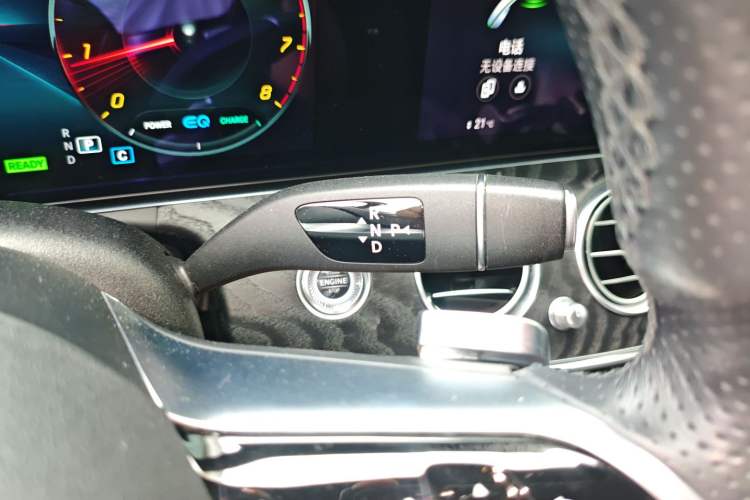 Used Mercedes-Benz E-Class 2021 E 260 Stylish Sports Edition Gear Lever