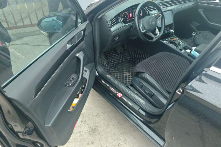 Used Volkswagen Magotan 2021 330TSI DSG 30th Anniversary Edition Driver Seat