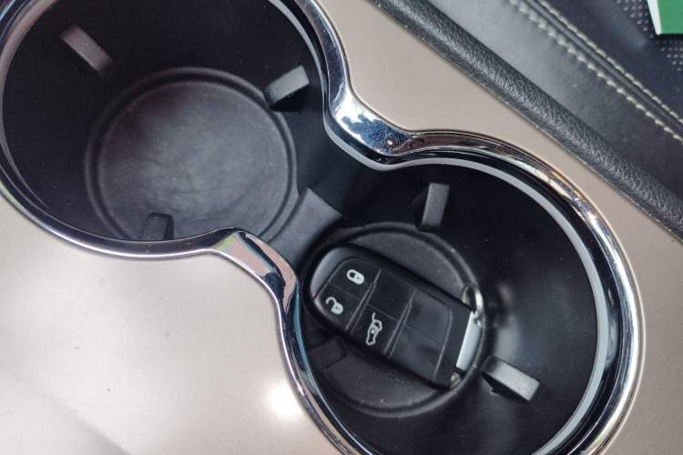 Used Jeep Grand Cherokee 2015 3.0TD Diesel Elite Navigation Edition
