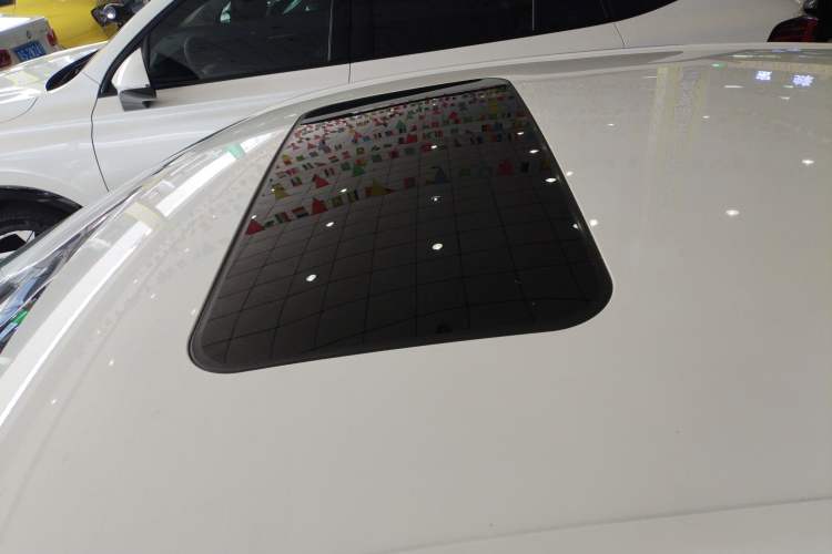 Used MG 6 2023 1.5T XLINE Shark-Hunting Edition Roof