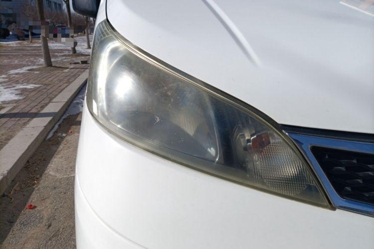 Used Nissan NV200 2016 1.6L Manual Luxury Model Right Front Headlight