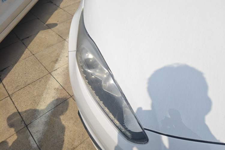 Used Ford Fiesta 2013 Sedan 1.5L Manual Fashion Edition Right Front Headlight