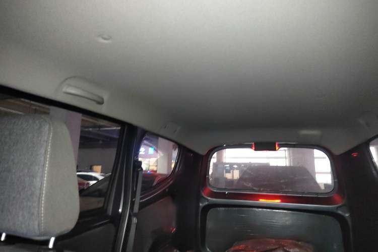 Used Wuling Hongguang New Energy 2025 Extended-Range Hybrid 50 km Utility Version Headliner