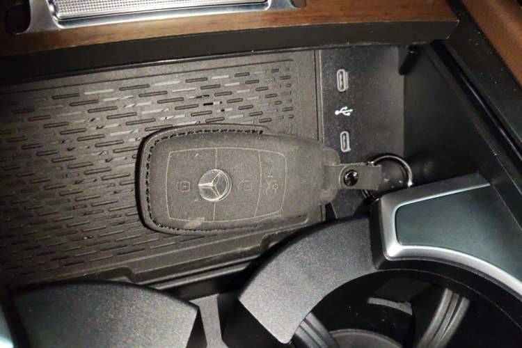 Used Mercedes-Benz GLE 2024 GLE 450 4MATIC Stylish Model