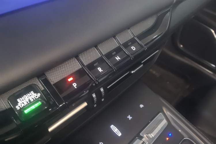 Used Lincoln Z 2022 Facelift iCool Deluxe Edition