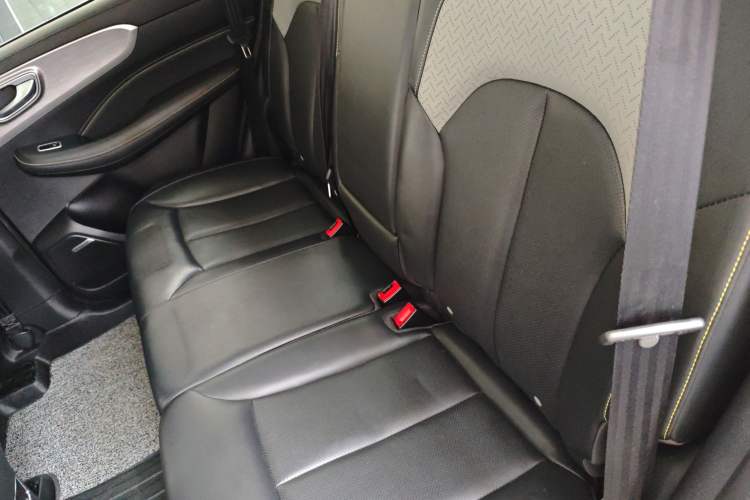 Used Roewe RX5 2021 PLUS 300TGI Automatic Ali National Trend Flagship Ronglin Edition Left Rear Seat