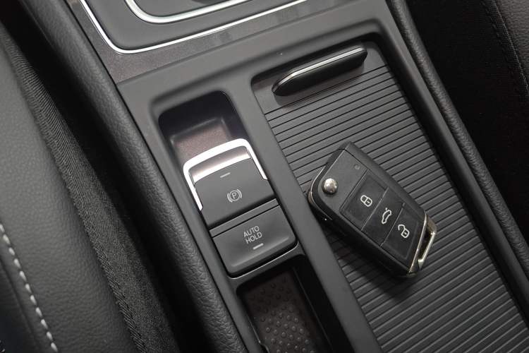 Used Volkswagen Golf New Energy 2018 e-Golf
