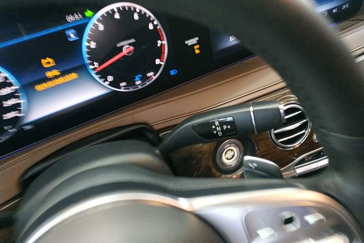 Used Mercedes-Benz S-Class 2017 S 320 L Business Model
