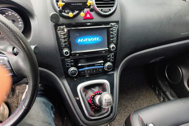 Used Haval H6 2016 Upgraded Model 1.5T Manual Two-Wheel Drive Elite Version
