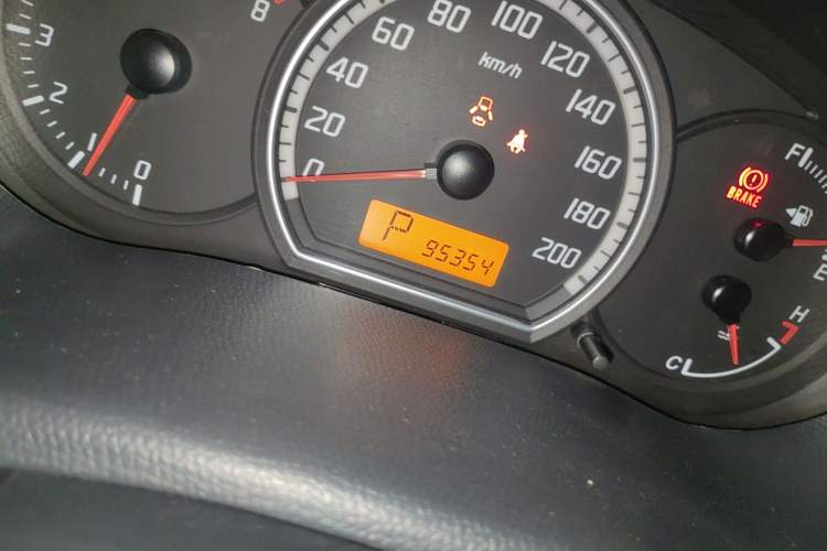 Used Suzuki Swift 2011 1.5L Automatic Fashion Edition
