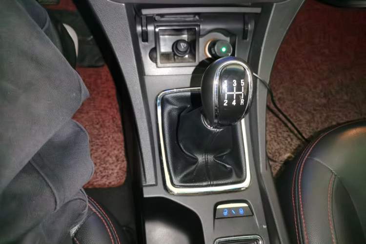 Used Geely Auto Emgrand 2014 Hatchback 1.5L Manual Elite Model Gear Lever