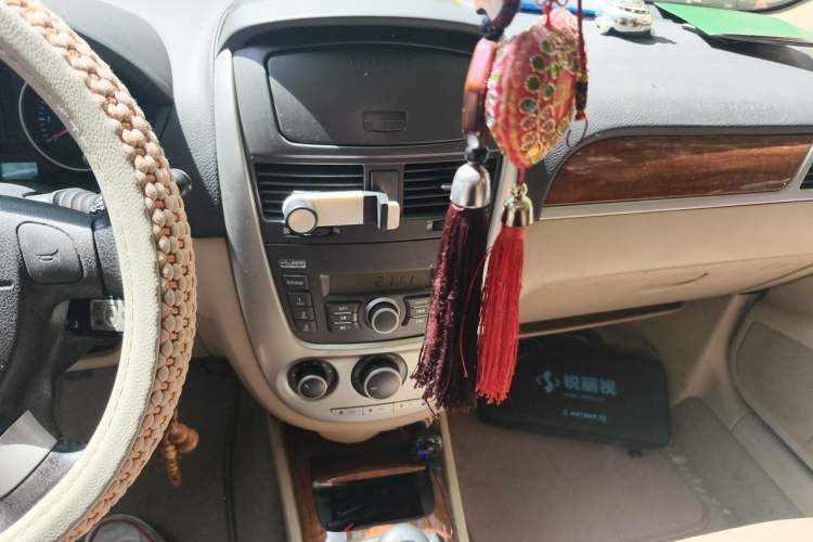 Used Buick Excelle 2013 1.5L Manual Luxury Model
