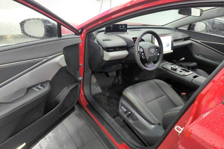 Used Toyota bZ5 2025 Model 630 PRO Driver Seat