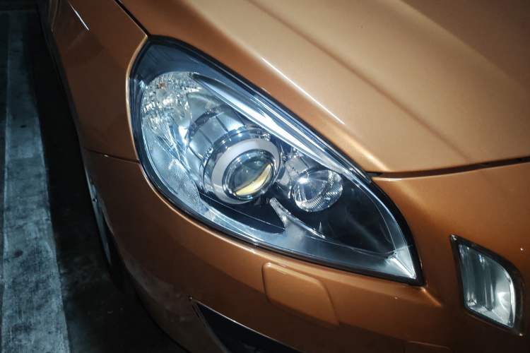 Used Volvo S60 2012 T5 Zhiya Edition Right Front Headlight