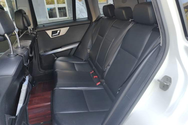Used Mercedes-Benz GLK-Class 2013 GLK 300 4MATIC Dynamic Sunroof Model Left Rear Seat
