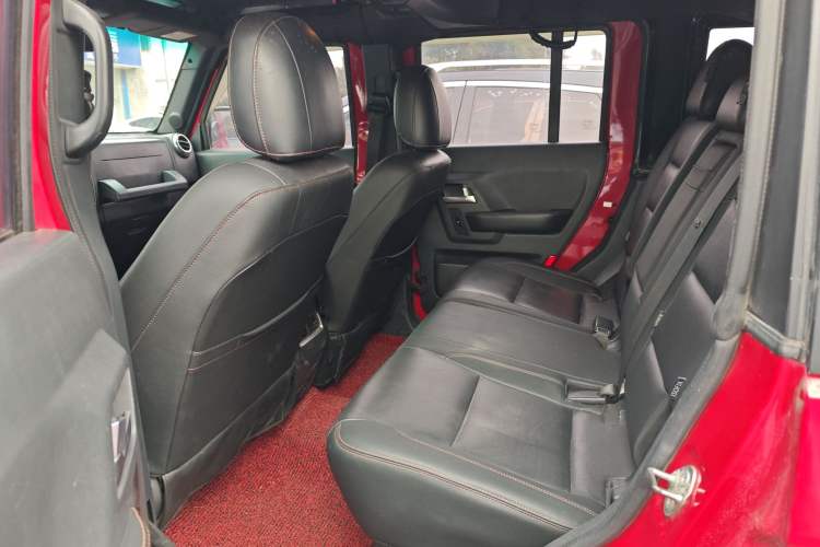 Used BAIC Off-Road BJ40 2016 40L 2.3T Automatic All-Wheel Drive Premium Edition