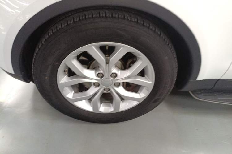 Used Land Rover Discovery 2017 3.0 SC V6 SE
