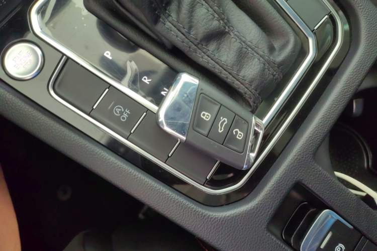 Used Volkswagen Magotan 2021 330TSI DSG 30th Anniversary Edition
