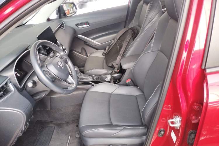 Used Toyota FRONTLANDER 2023 2.0L Smart Electric Hybrid Dual-Engine Deluxe Version