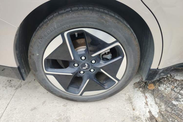 Used Wuling Xingguang 2024 Co-Creation Edition 510 Advanced Model