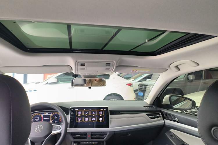 Used Volkswagen Bora 2023 200TSI DSG SmartDrive PRO Edition