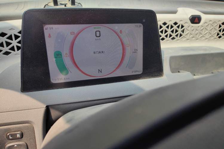 Used Dongfeng Fengon MINIEV 2022 Simple Style Comfort Version Odometer Close Up