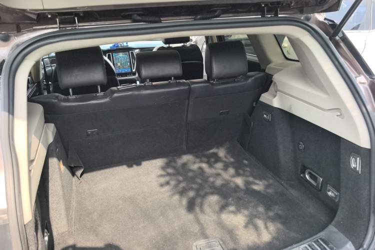 Used Zotye T700 2017 1.8T Dual-Clutch Luxury Model