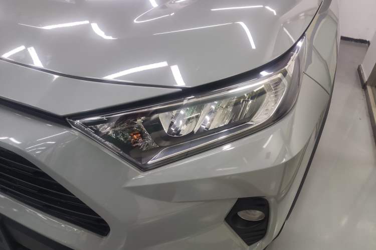 Used Toyota RAV4 2020 2.0L CVT Two-Wheel Drive Fashion Edition
