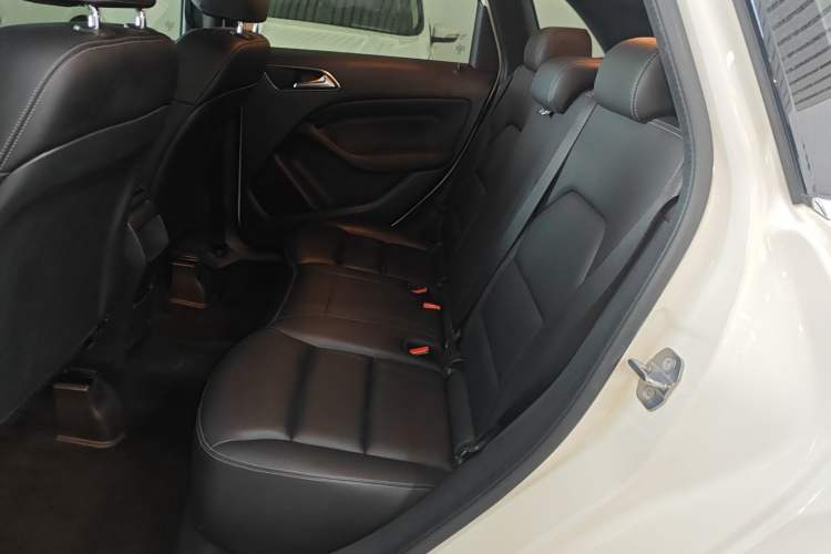 Used Mercedes-Benz B-Class 2019 B 200 Sport Edition
