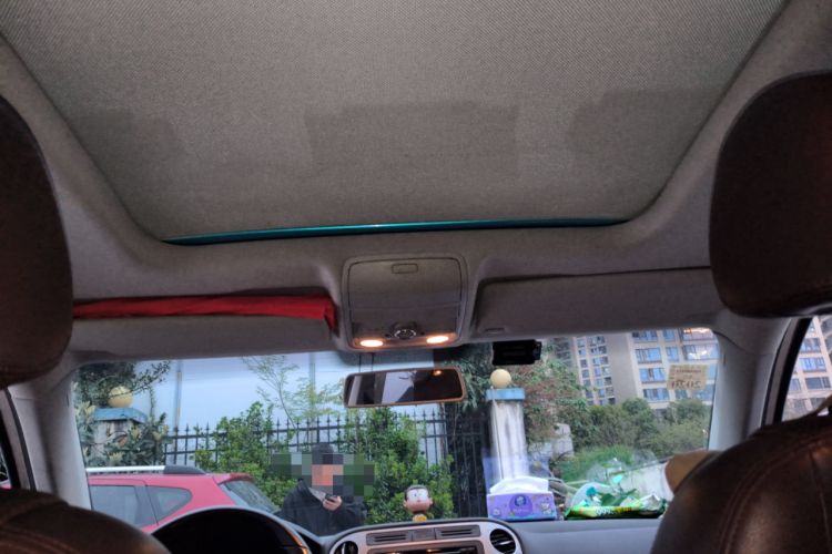 Used Volkswagen Tiguan L 2013 1.8 TSI Automatic All-Wheel Drive Luxury Model
