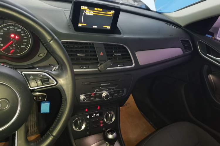 Used Audi Q3 2015 30 TFSI Ambition Edition