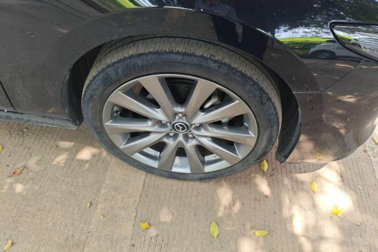 Used Mazda 3 Axela 2021 2.0L Automatic Zhiyao Edition Right Front Wheel Hub