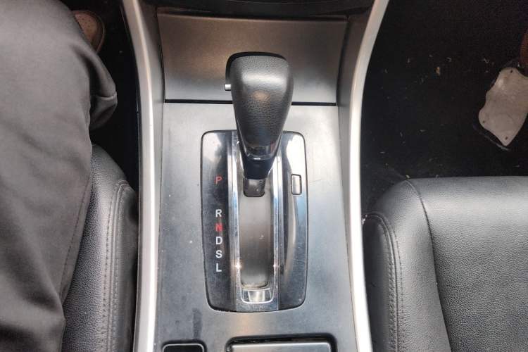 Used Honda Accord 2015 2.0L LX Comfort Edition