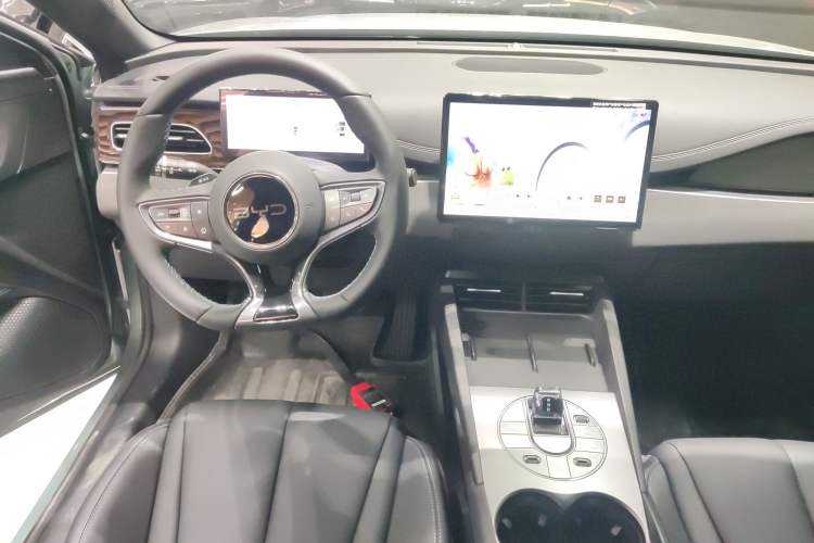 Used BYD Seal 06 New Energy 2025 DM-i Smart Drive 80KM Luxury Model