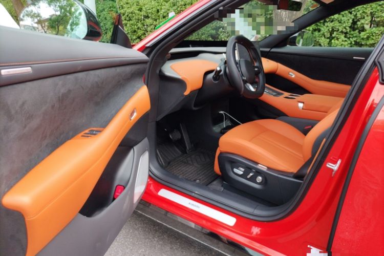 Used Xiaomi Auto YU7 2025 Ultra-Long Range All-Wheel Drive Pro Version
