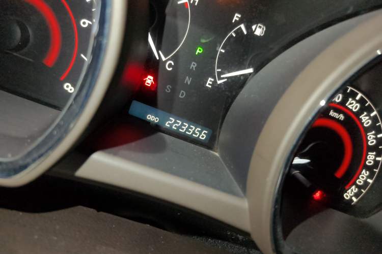 Used Toyota Highlander 2012 2.7L Two-Wheel Drive 7-Seater Luxury Edition