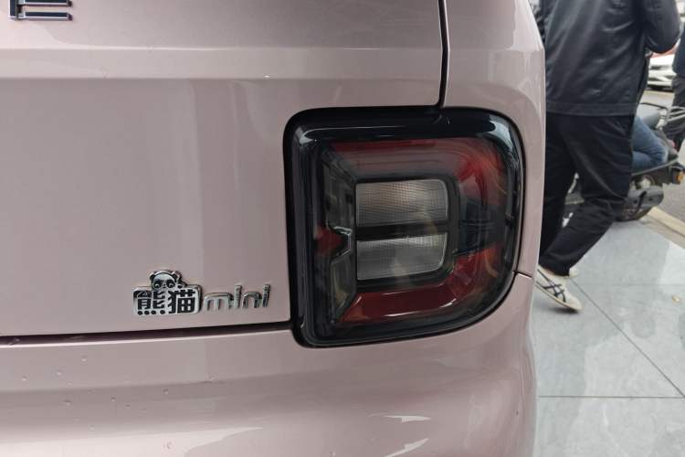 Used Geely Galaxy Panda 2023 Panda Mini 200km Endurance Bear