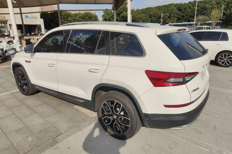 Used Skoda Kodiaq 2020 TSI330 7-Seater Two-Wheel-Drive Luxury Enjoyment Edition
