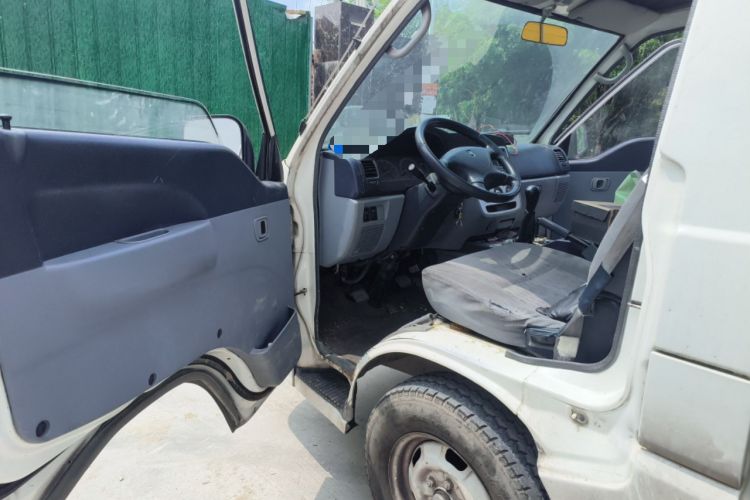 Used Soueast Delica 2008 2.0L Luxury Version Driver Seat