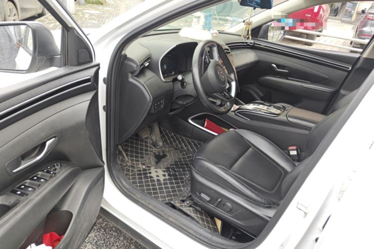 Used Hyundai Tucson 2021 Tucson L 1.5T DCT GLX Elite Edition Interior 3