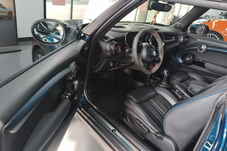 Used MINI 2021 2.0T COOPER S CABRIO Sidewalk
