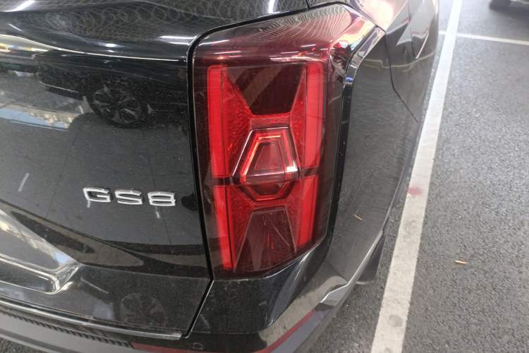 Used GAC Trumpchi GS8 2022 Linghang Series 2.0 TGDI Two-Wheel-Drive Luxury Smart Connectivity Version (7 Seats)