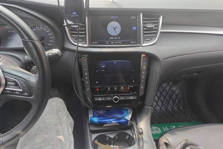 Used Infiniti QX50 2018 2.0T Two-Wheel Drive Fashion Edition
