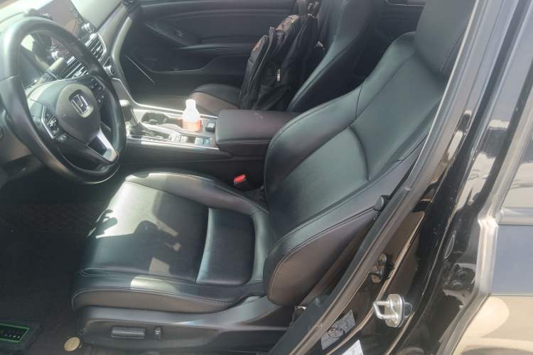 Used Honda Accord 2018 260TURBO Luxury Edition China VI Left Front Seat