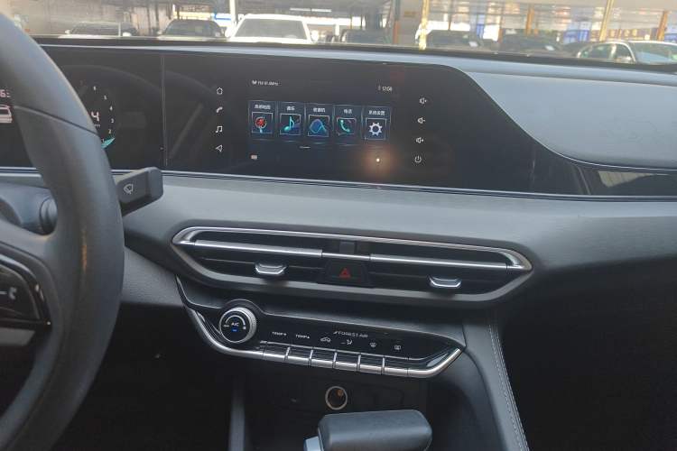 Used Changan Eado 2022 PLUS 1.6L GDI CVT Elite Model