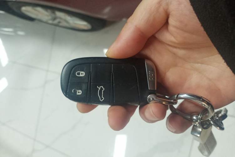 Used Fiat Viaggio 2015 1.4T Automatic Jingxiang Edition
