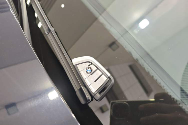 Used BMW 5 Series 2022 Second Facelift 525Li M Sport Package