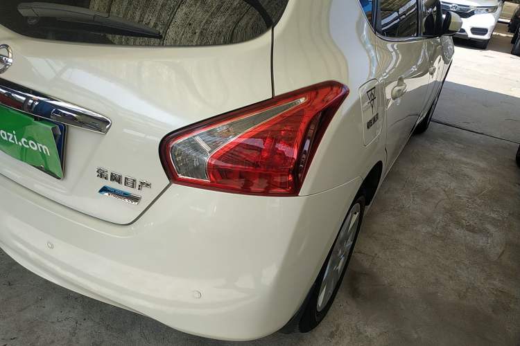 Used Nissan Tiida 2011 1.6L CVT Smart Version