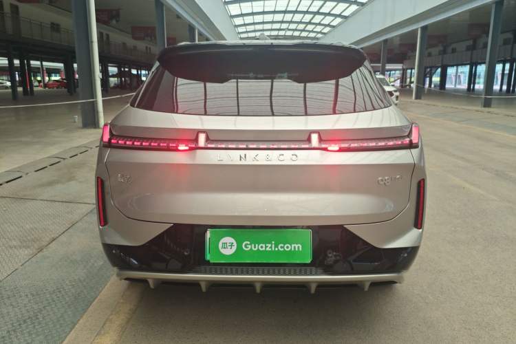 Used Lynk & Co 08 EM-P 2023 245km Ultra-Long Range Halo