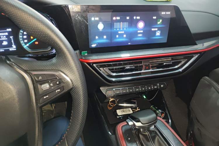 Used CHANGAN OSHAN X5 2021 Revised Version 1.5T DCT Luxury Edition
